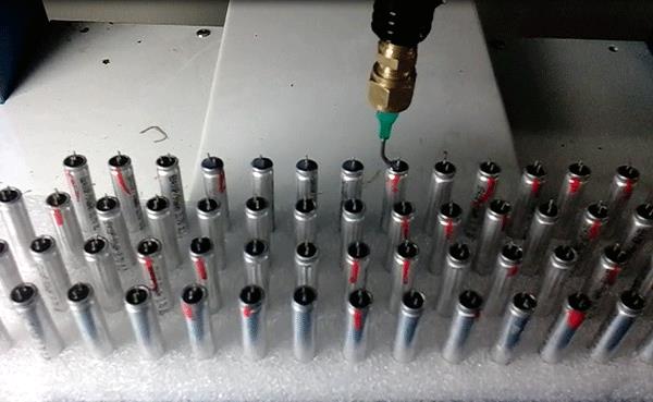 電池點(diǎn)膠視頻.png 電池點(diǎn)膠視頻.png