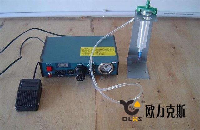 timg (3).jpg 手動點膠機圖片